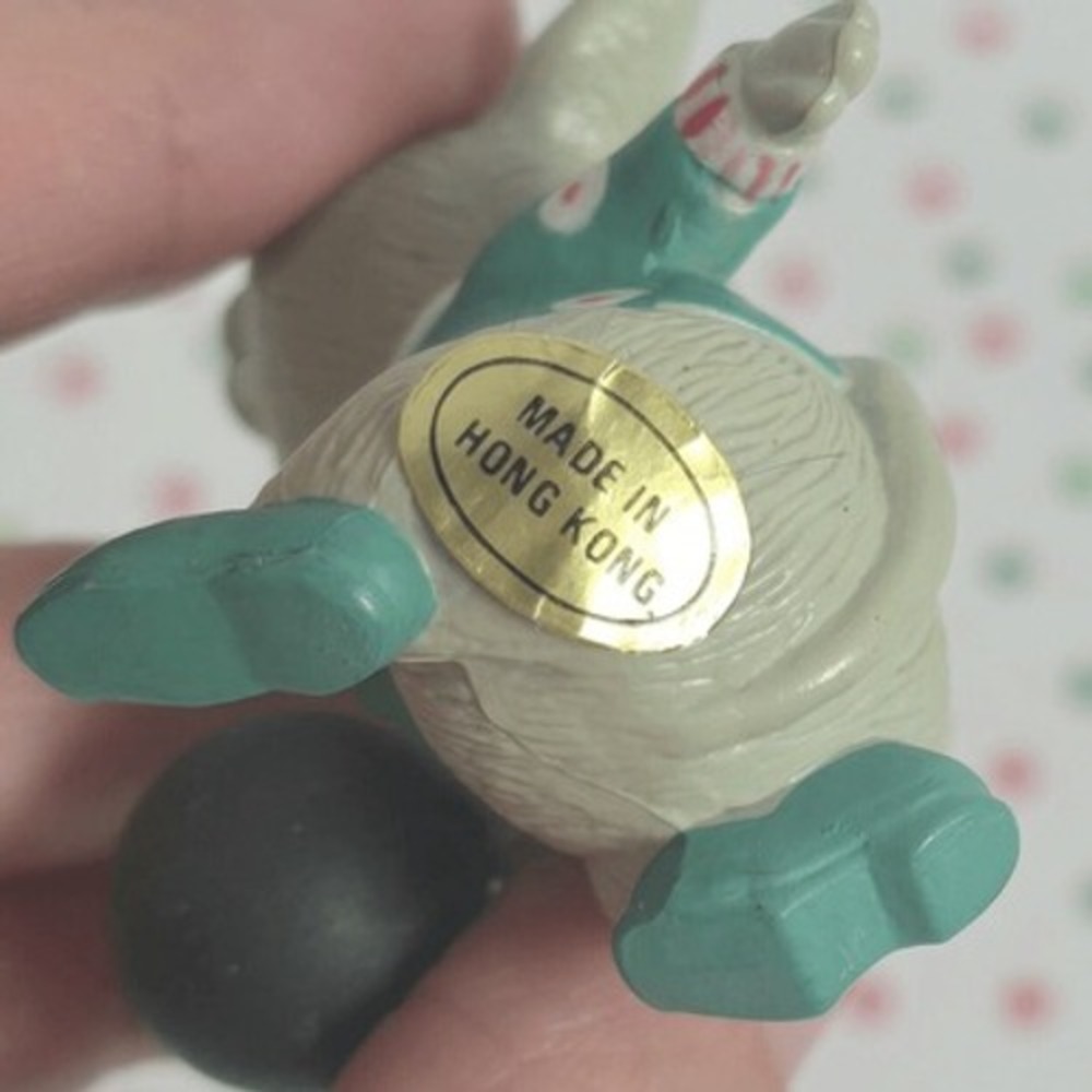 Vintage‎ 1988 American Greetings Christmas Ornament Mouse W/ Bowling  Ball - Picture 4 of 6